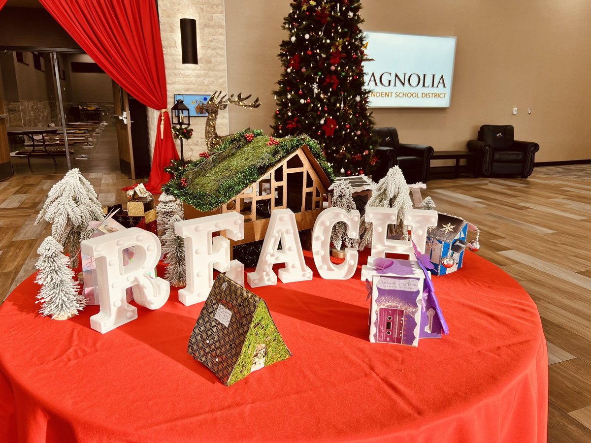 teachchesskids's tweet image. Excellent night to showcase REACH students! I am so proud of the hard work and determination. @NicholsSawmill @Advanced_MISD #CardboardChallenge