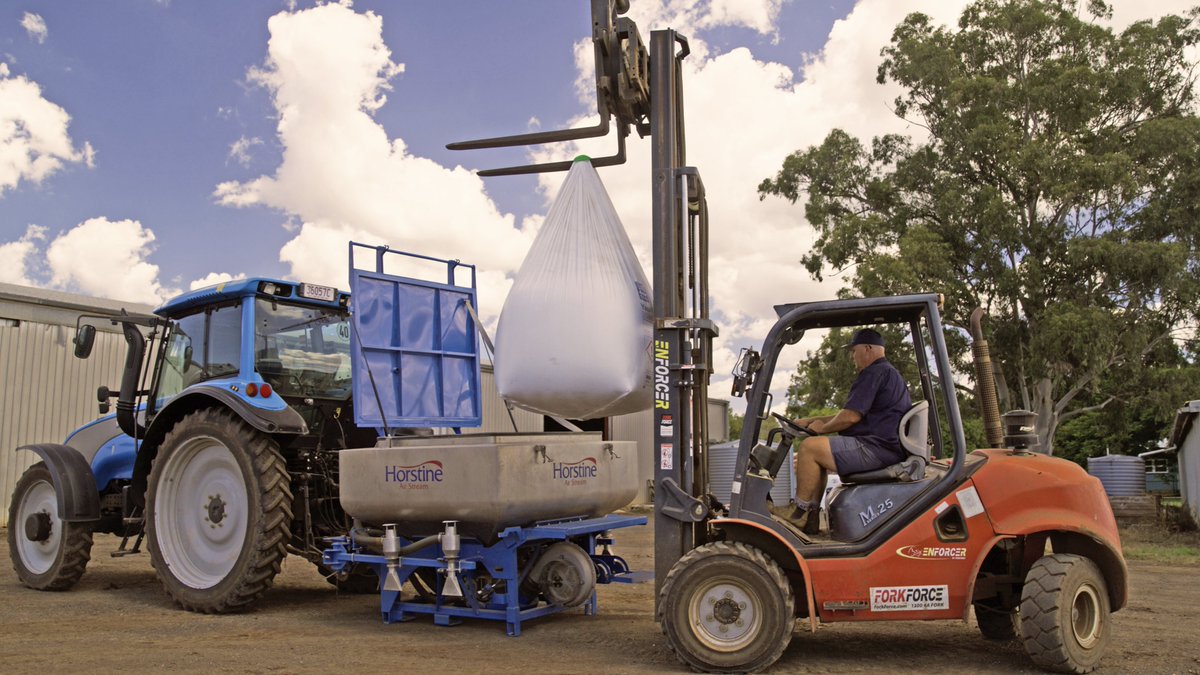 The Fertilizer Australia Board has approved a price drop for Fertcare Handling online training. The new price means large and small organisations can ensure all required staff are trained. Enrol now for $195/person + GST: fertilizer.org.au/Fertcare/Fertc… 🌿💼 #Fertcare #Training