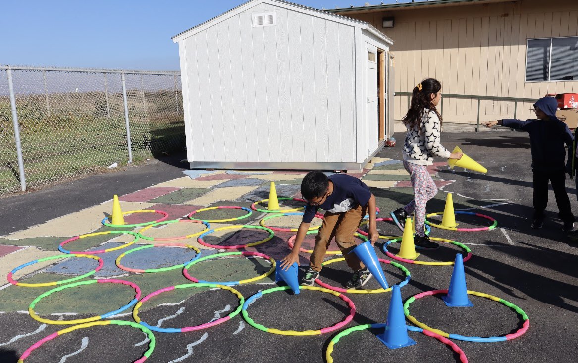 Looks like a good day to have some fun!!☀️

#sbusd #elop #baysideelementary #levelupsbusd