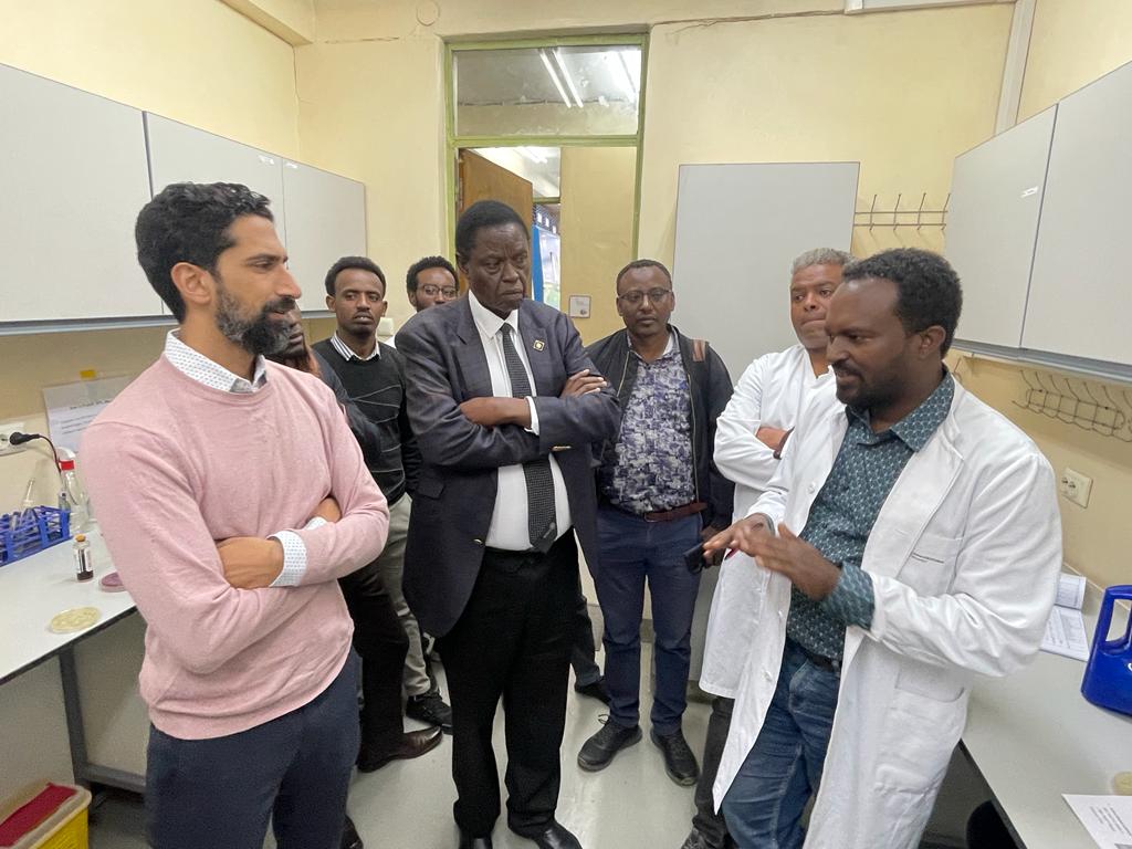 guru_uhuru's tweet image. Thanks to @TafeseB and the @UniversityArsi for welcoming us to #Asella earlier this week. We had a wonderful time meeting you, and we look forward to working together on @STAIRS_sepsis over the coming years. @WalimuNGO @LSTMnews @AfricanSepsis #KeepClimbing