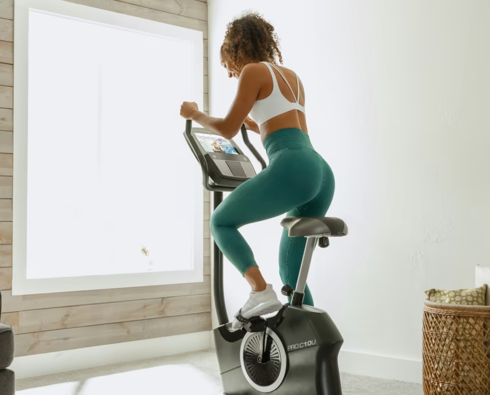 iziva's tweet image. BONS PLANS PROFORM : Vélo d&apos;appartement ProForm Pro C10U prix 599.99 € TTC au lieu de 1 199 €

😍 Découvrir ici - tinyurl.com/yexjz7ef

#ProForm #Velo #iziva #VeloBiking #Fitness #Velodappartement #Sport