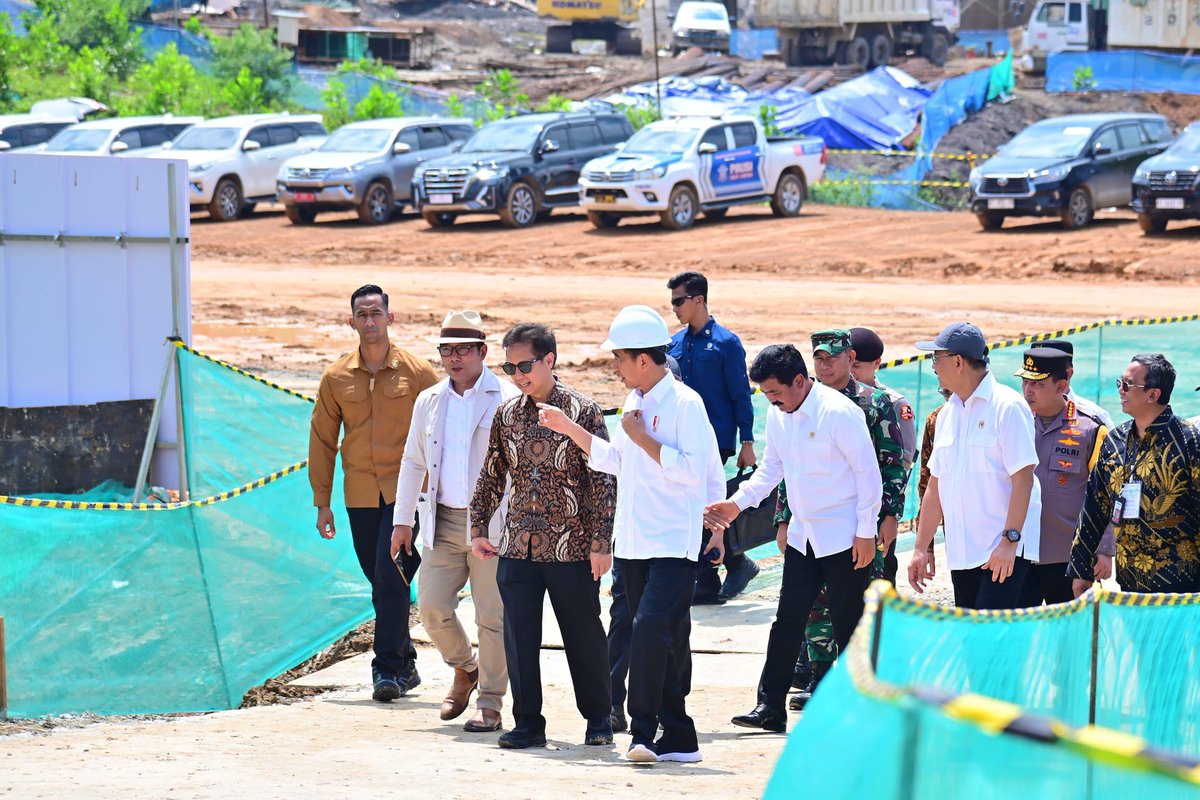 Hari ini, saya melakukan groundbreaking pembangunan Rumah Sakit Umum Pusat (RSUP) di Ibu Kota Nusantara. RSUP ini merupakan rumah sakit pertama pemerintah yang akan dibangun di IKN. 

Sebelumnya, tiga rumah sakit swasta telah memulai groundbreaking pada bulan September dan