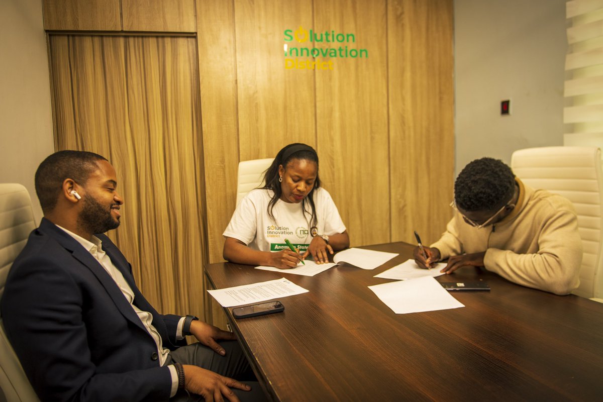 The Agency, in partnership with the Solution Innovation District, has formalized an agreement to deliver incubation and acceleration support to the Anambra Start-up Pitch Competition winners

#AnambraStartups #TechInnovation #StartupCompetition #TechEcosystem #InnovationSupport