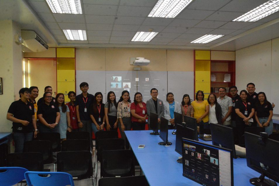 Schools and universities in the Philippines interested in offering micro-credentials or micro-degrees can partner with Silliman University (SU) under its project to establish a micro-credentialing system and network in the country. READ: buff.ly/3NCBLGW