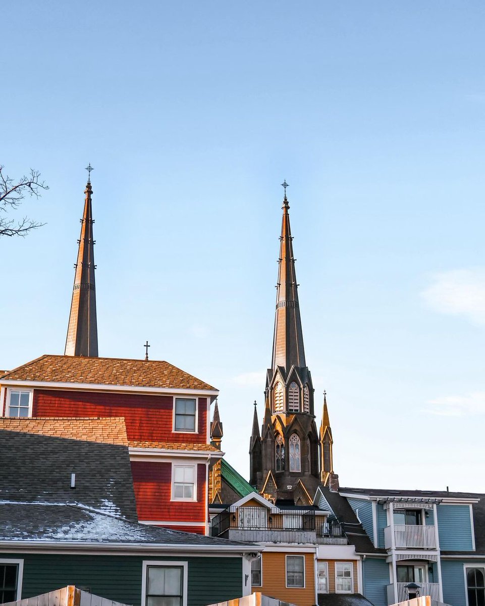 Clear skies ✅ Cool morning ✅ Colourful view ✅

📸 @peicameraroll