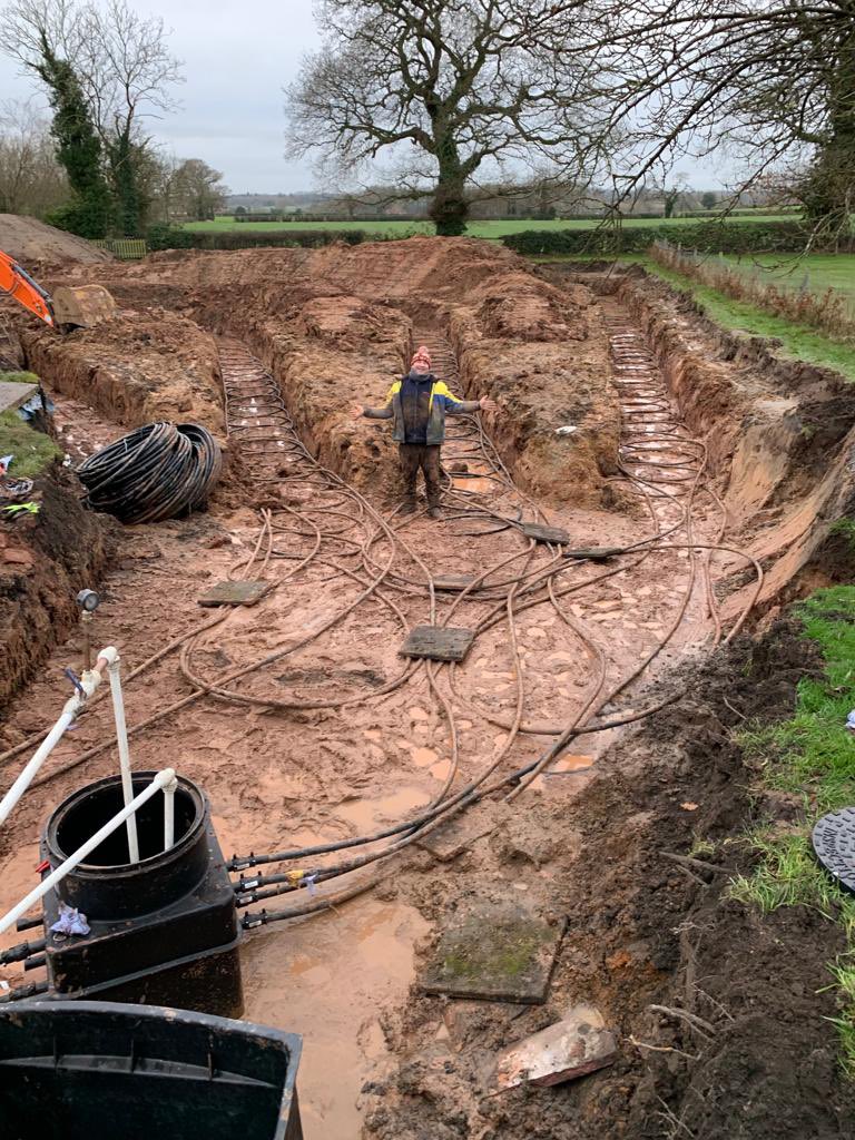 mscheating's tweet photo. Lovely weather for a installation of a ground source heat pump 🤪👎🏻😎, connected and tested so the field can be back filled🔥energy from the ground 🔥Excellent Kensa EVO Heat Pump installation 🌈💥 #groundsourceheatpumps #kensa #gshp #energy #BUS #renewableenergy #savetheplanet https://t.co/t9ffbTvyN6