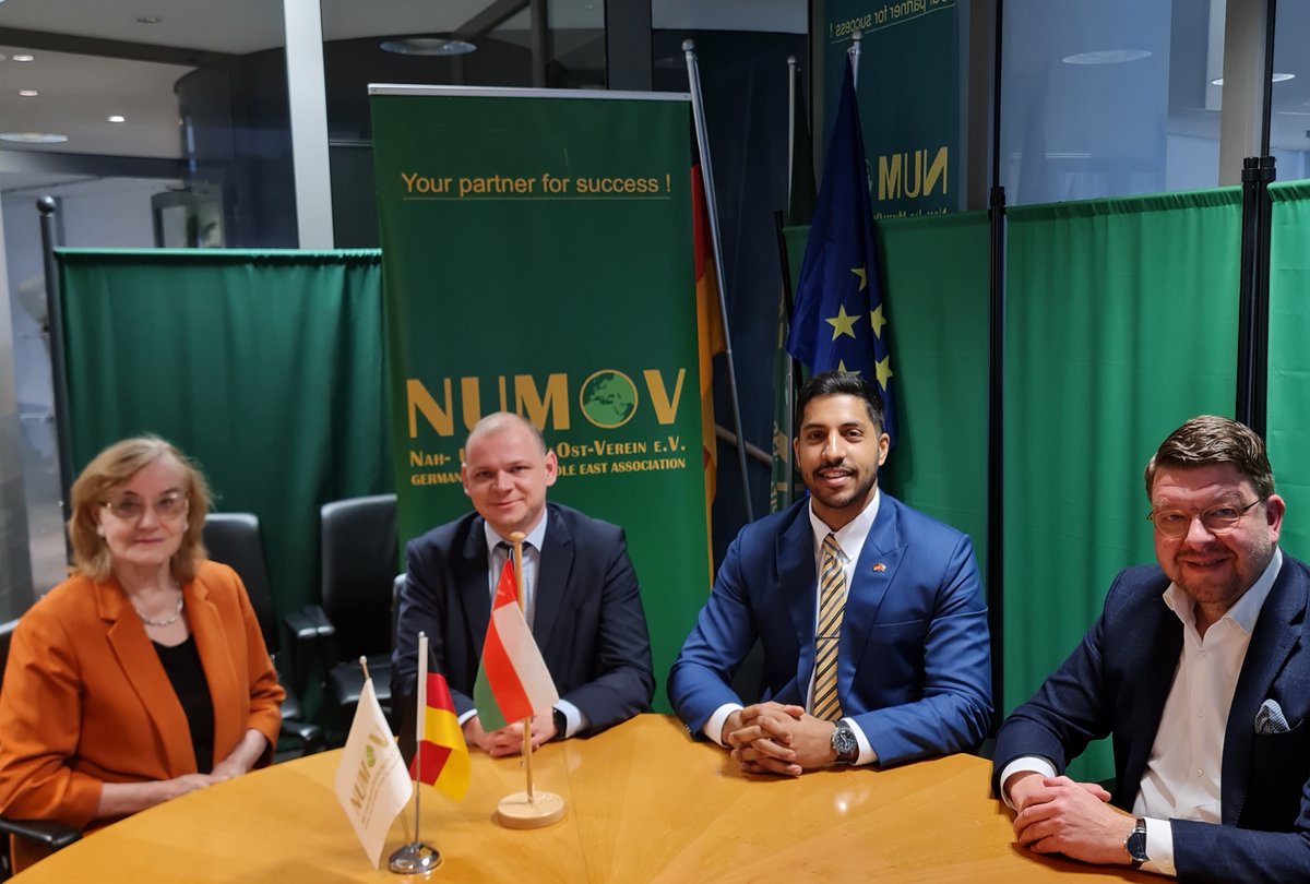 Firas Al Balushi, der neue Leiter des Wirtschaftsbüros in der Botschaft Oman, zu Besuch bei NUMOV.