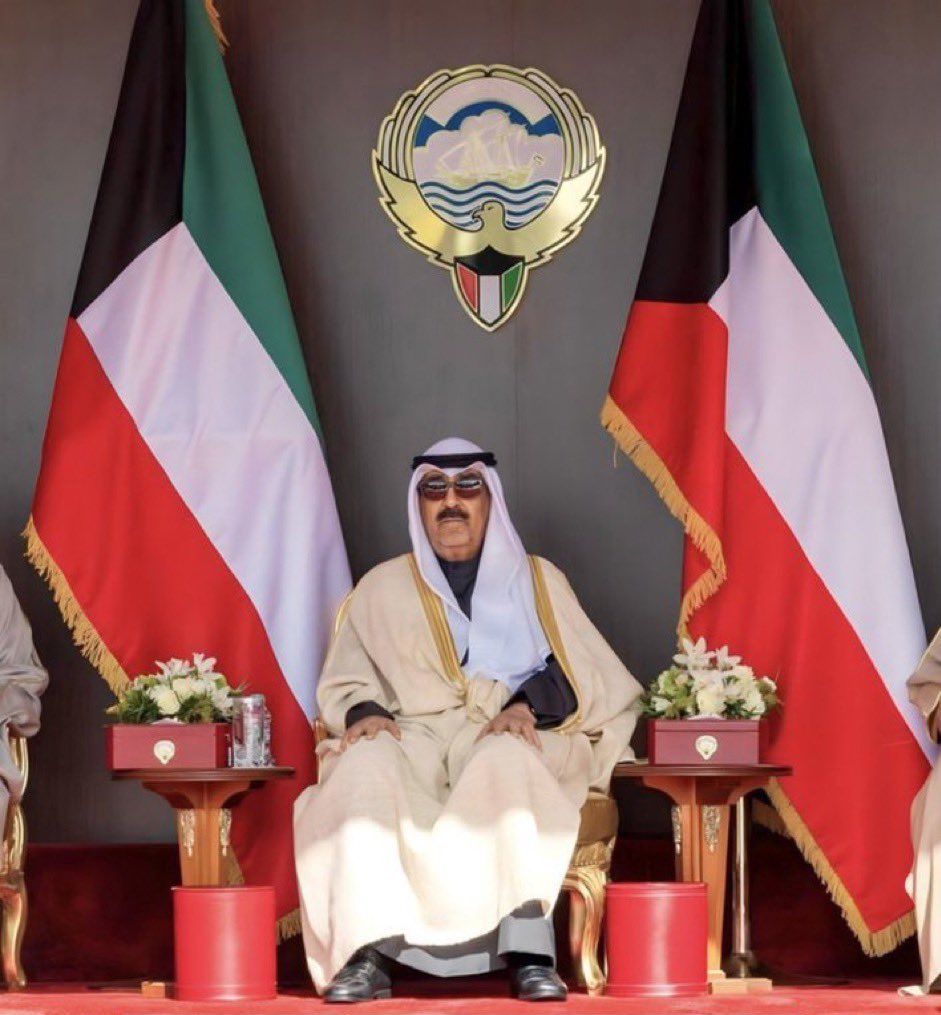 Bnmte3's tweet photo. اللهم وفق 
أميرنا ووالدنا 
الشيخ مشعل الأحمد الصباح
وأعنه على حمل الأمانة 
وارزقه البطانة الصالحة
وسدد خطاه لما فيه خير للبلاد والعباد
واجعله خير خلف لخير سلف. آمين
 #الشيخ_مشعل_الاحمد_الصباح https://t.co/hPl02gooya