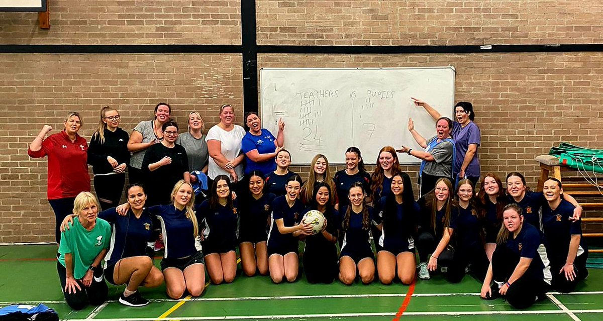 StJohnLloydPE's tweet photo. Yr 11 girls had their traditional netball game against the staff yesterday. A big thank you to all pupils and staff involved in a great match which resulted in a win for the STAFF with a score of 24-7.
Well done everyone on a great friendly game 👏🏻👏🏻👏🏻
@stjohnlloyd https://t.co/PISbXEf7KO