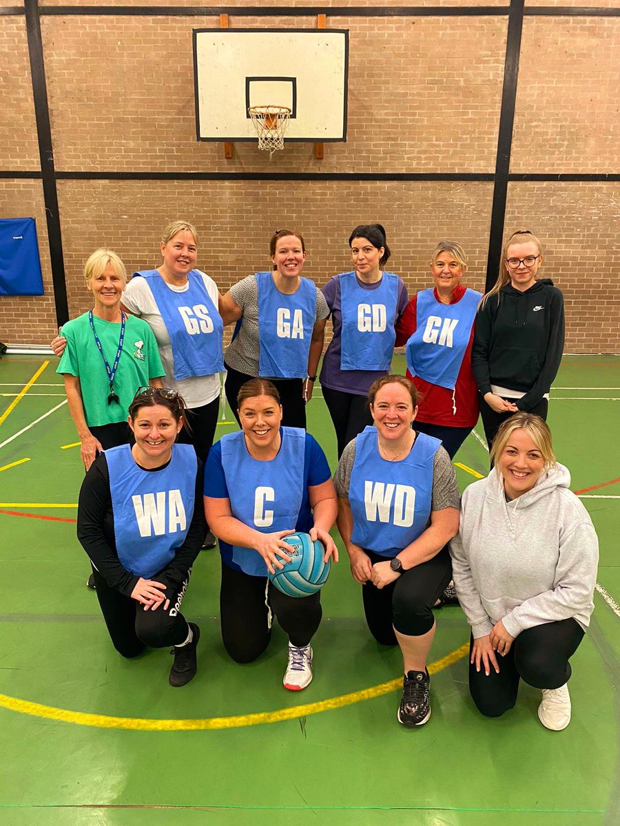 StJohnLloydPE's tweet photo. Yr 11 girls had their traditional netball game against the staff yesterday. A big thank you to all pupils and staff involved in a great match which resulted in a win for the STAFF with a score of 24-7.
Well done everyone on a great friendly game 👏🏻👏🏻👏🏻
@stjohnlloyd https://t.co/PISbXEf7KO