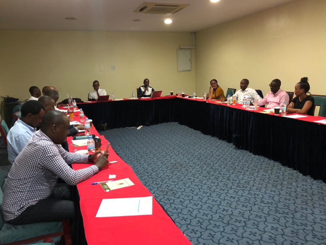 epd_rwanda's tweet photo. The Board & Leadership Retreat concludes, reflecting on a year of achievements, challenges, and future plans. Subsectors #Solar #Minigrid #Hydro #Emobility #FemaleInclusion #CleanCooking #Researchers #PURE update on their progress, enriching the promising energy landscape. https://t.co/VNQDLmCqFU