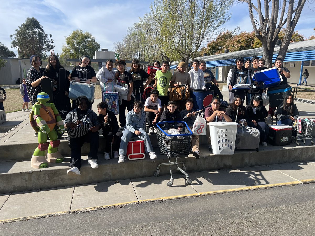 Spring Valley Academy (@svaeagles) on Twitter photo Our anything but a backpack crew! Coolers, baskets, guitar cases, strollers, toolboxes, and more! Oh my what a fun day! <a href="/LMSVSchools/">La Mesa-Spring Valley Schools</a> #lmsvheart <a href="/LizLoether/">Liz Loether</a> Our anything but a backpack crew! Coolers, baskets, guitar cases, strollers, toolboxes, and more! Oh my what a fun day! <a href="/LMSVSchools/">La Mesa-Spring Valley Schools</a> #lmsvheart <a href="/LizLoether/">Liz Loether</a>