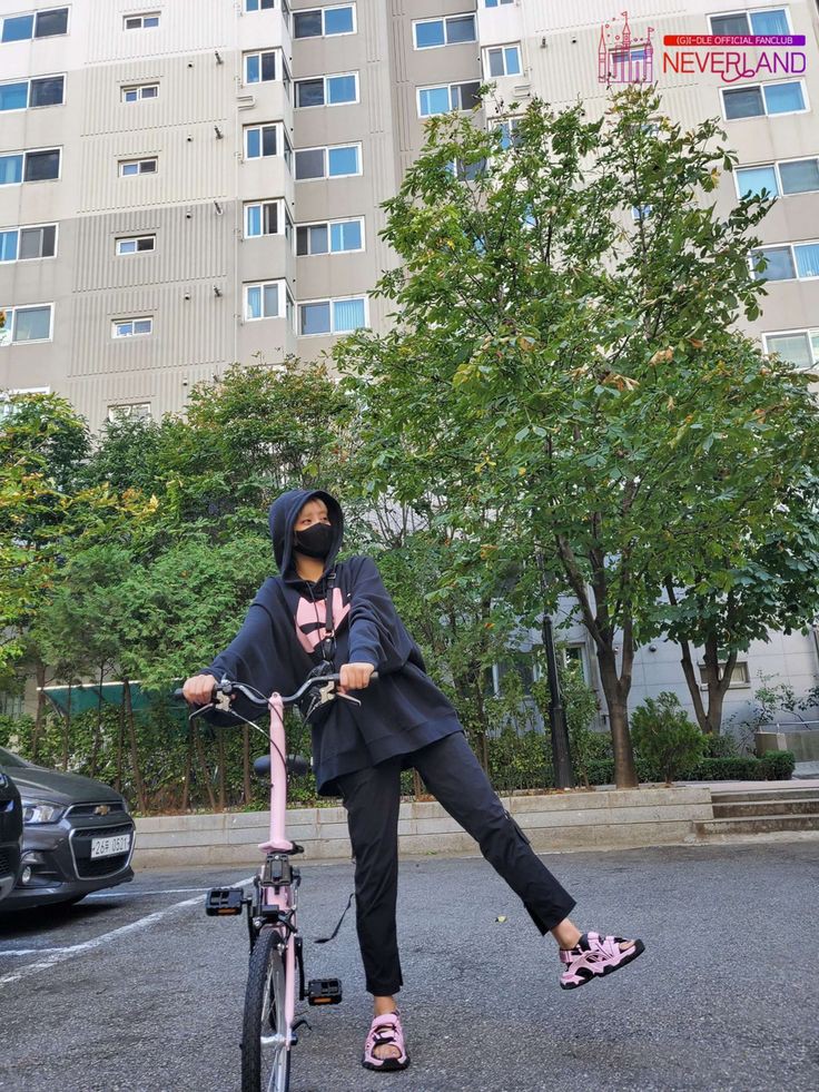 tovicando's tweet image. pov: eu fervi seu nome e agora eu sou a sua mulher e você é obcecado em mim