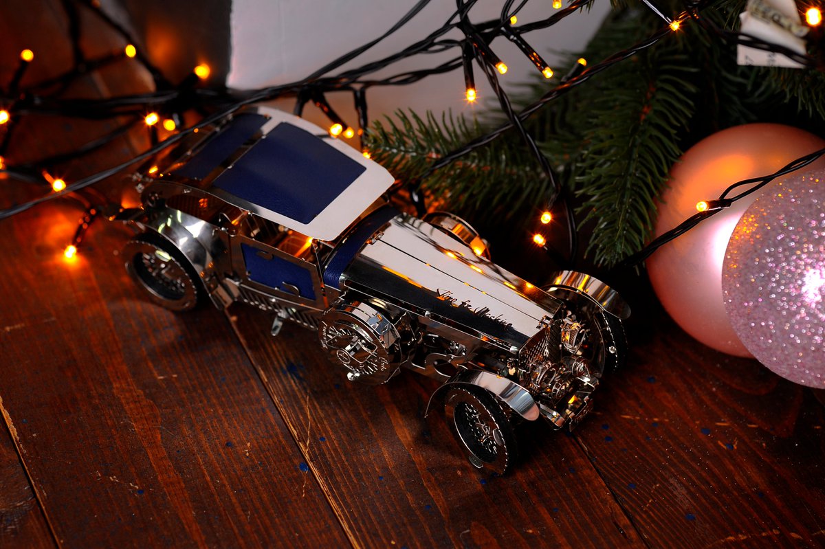 Time4machine_de's tweet photo. 🎄🎁 Der #LuxuryRoadster von @Time4machine_de – das perfekte #Geschenk für Auto- und Technikliebhaber! 🚗💨 Mit präziser #Handwerkskunst und elegantem Design wird das Zusammenbauen zu einem fesselnden Erlebnis. https://t.co/JMVkTnmtjK
#Time4Machine #Weihnachtsgeschenk #Neujahr https://t.co/vcgwrp6ar9