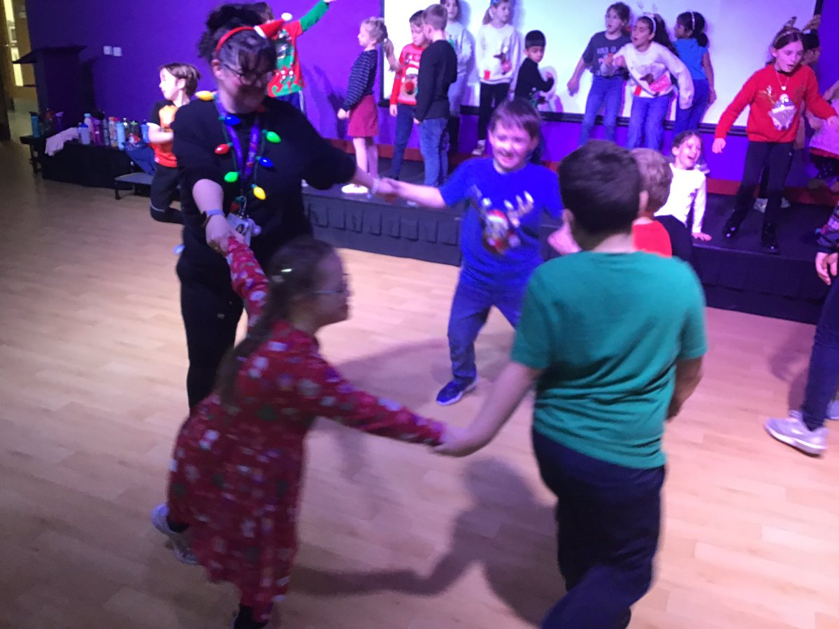 Mrs Lloyd tweet media