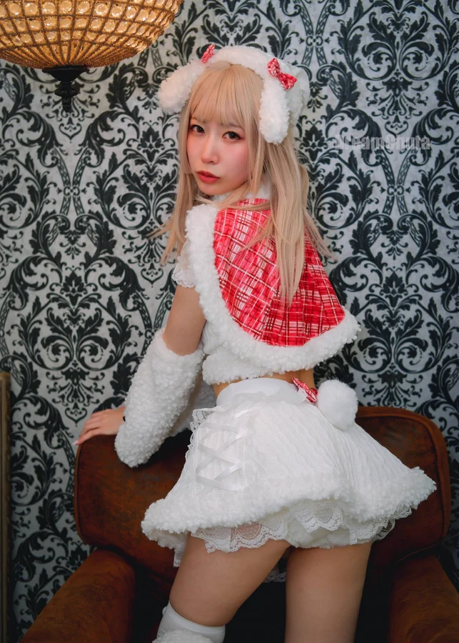 Asian girl Christmas costume
