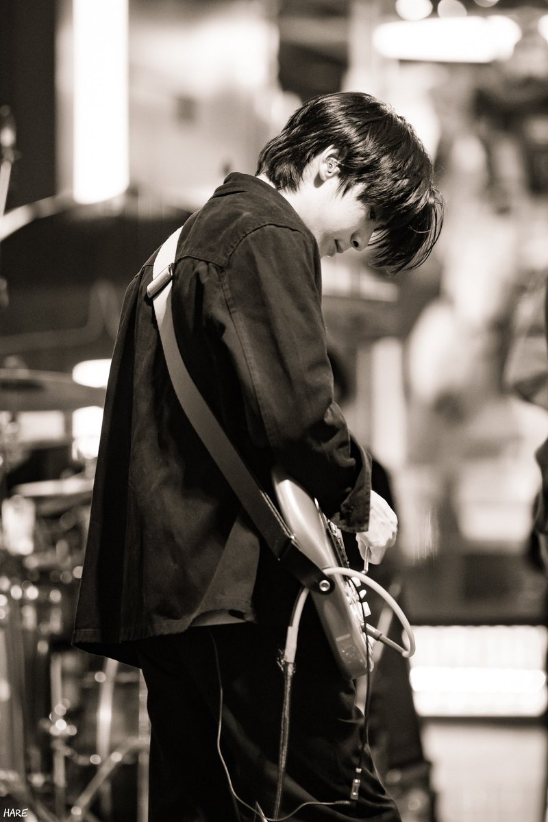 Hareshine's tweet photo. /ᐠ - ˕ -マ  B a s i c  Black  @BSittawee 

#_frtstw_ #FOOLSTEP 
🪇 #SiamParagonGrandCelebrationMusicFest2023 https://t.co/Gj1uwsxFsD