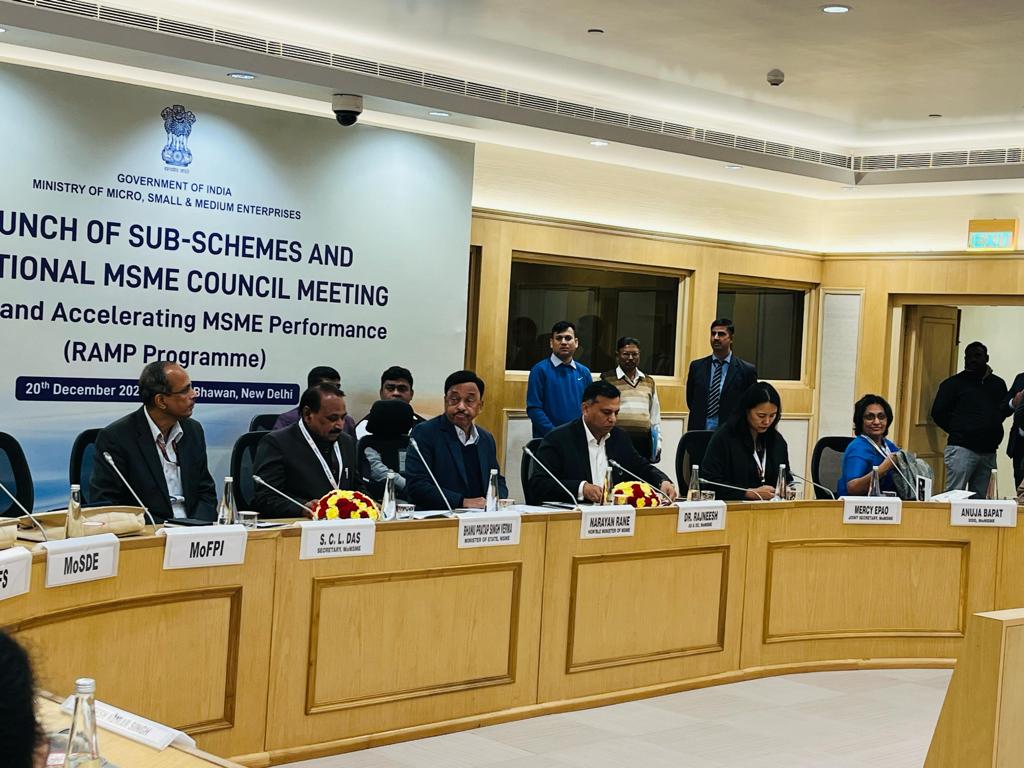 minmsme's tweet photo. M/o MSME organised RAMP Programme's National MSME Council meeting on Dec 20 at Vigyan Bhawan, New Delhi. The event was on Launch of sub schemes, fund transfers, and insightful discussions on MSME growth. #MSME #RAMPProgramme https://t.co/fwsfZons1E