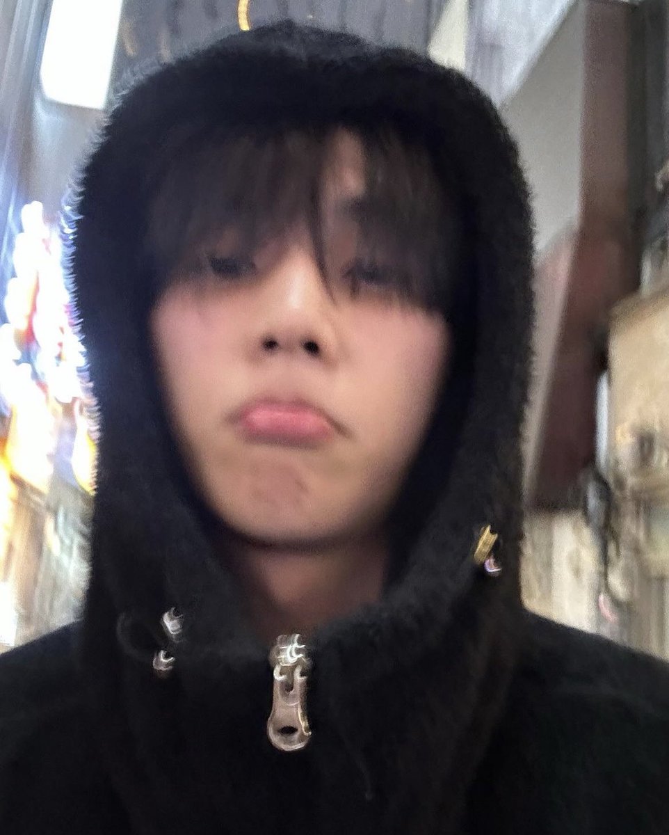berry__verry's tweet photo. 오 제발 ㅇㅣㅜ미친 https://t.co/rtmEgGP4VY