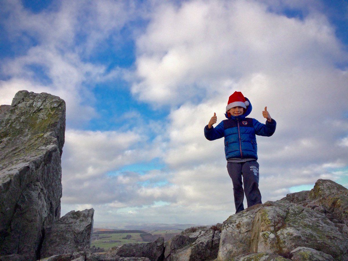 Kids full of excitement take them on a Christmas scavenger hunt can you find a stick shaped like Rudolph's antlers/ candy cane, something red...... #scavangerhunt #GetOutside #outdoors #outdoorplay #Christmas #osmaps #oschampions  @OSleisure