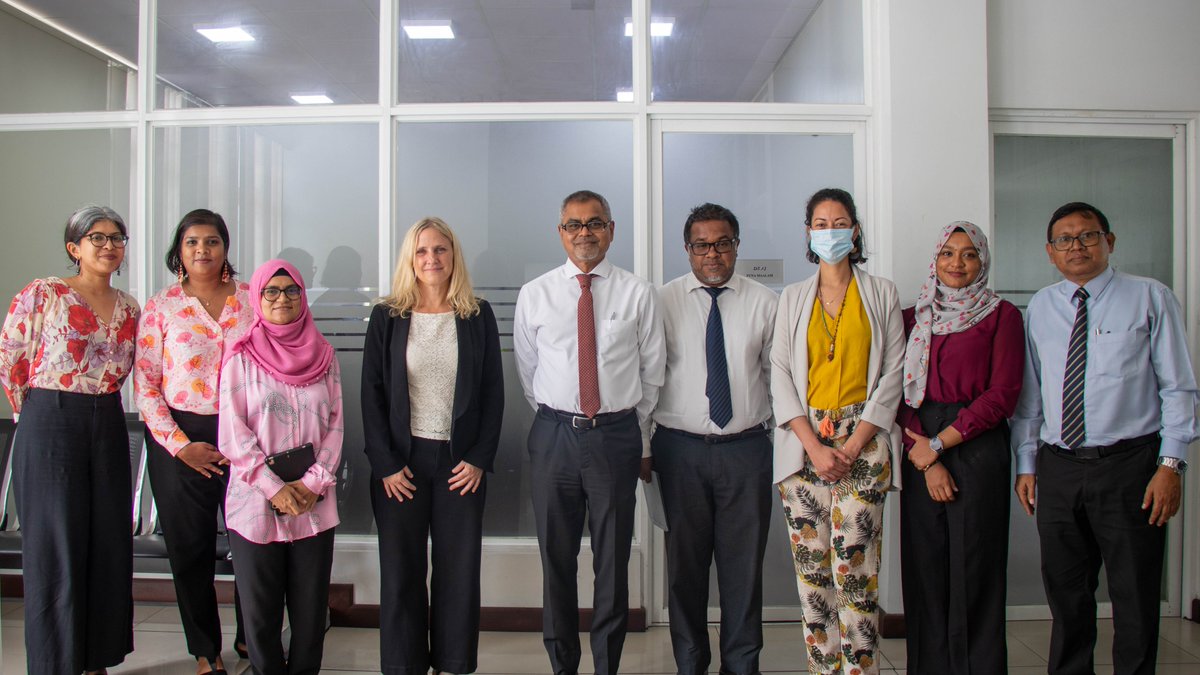 Minister @Thoriqibrahim met with @NooRaajje team and the Director of @WaittInstitute, Dr. Kathryn Mengerink today. Discussions focused on the project overview of sustainable ocean management, empowering Maldivians to create strategic plans for a thriving ocean ecosystem.