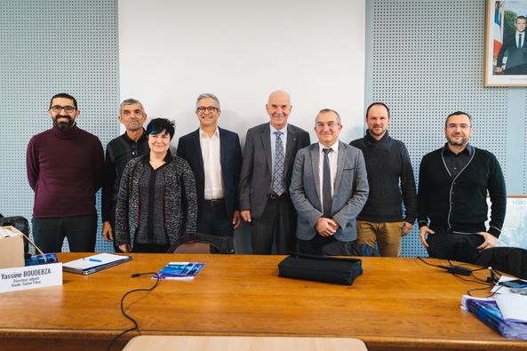 Hades73440's tweet photo. BRAVO 👋🥂Fin du déploiement en Haute Saône de la Fibre à Fin 2023. 2 ieme Département en #BFC à finaliser ce chantier #Fibre #FTTH @LB_BFCF @jboutoille @YvesKrattinger @LaurentBailly70 
Plus de 200M d'investissement en 7 ans, 46 #NRO, 319 #SRO 32763 #PBAP 6669 #Poteaux https://t.co/MjpelCXaIq