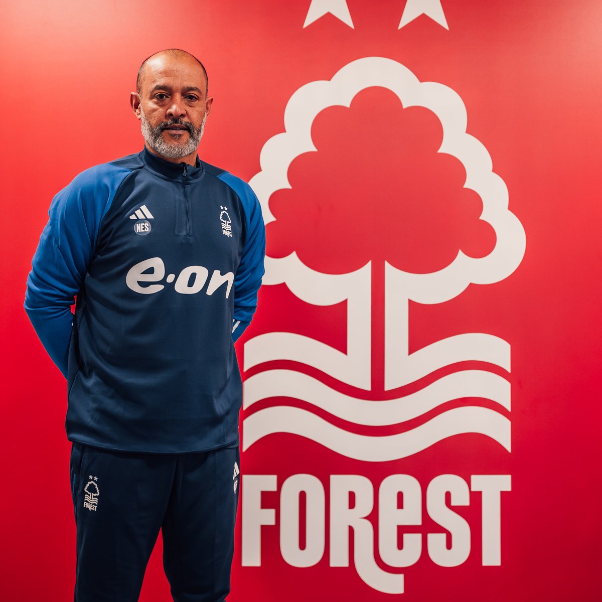 NFFC's tweet photo. Welcome to Nottingham Forest, Nuno Espírito Santo 🤝