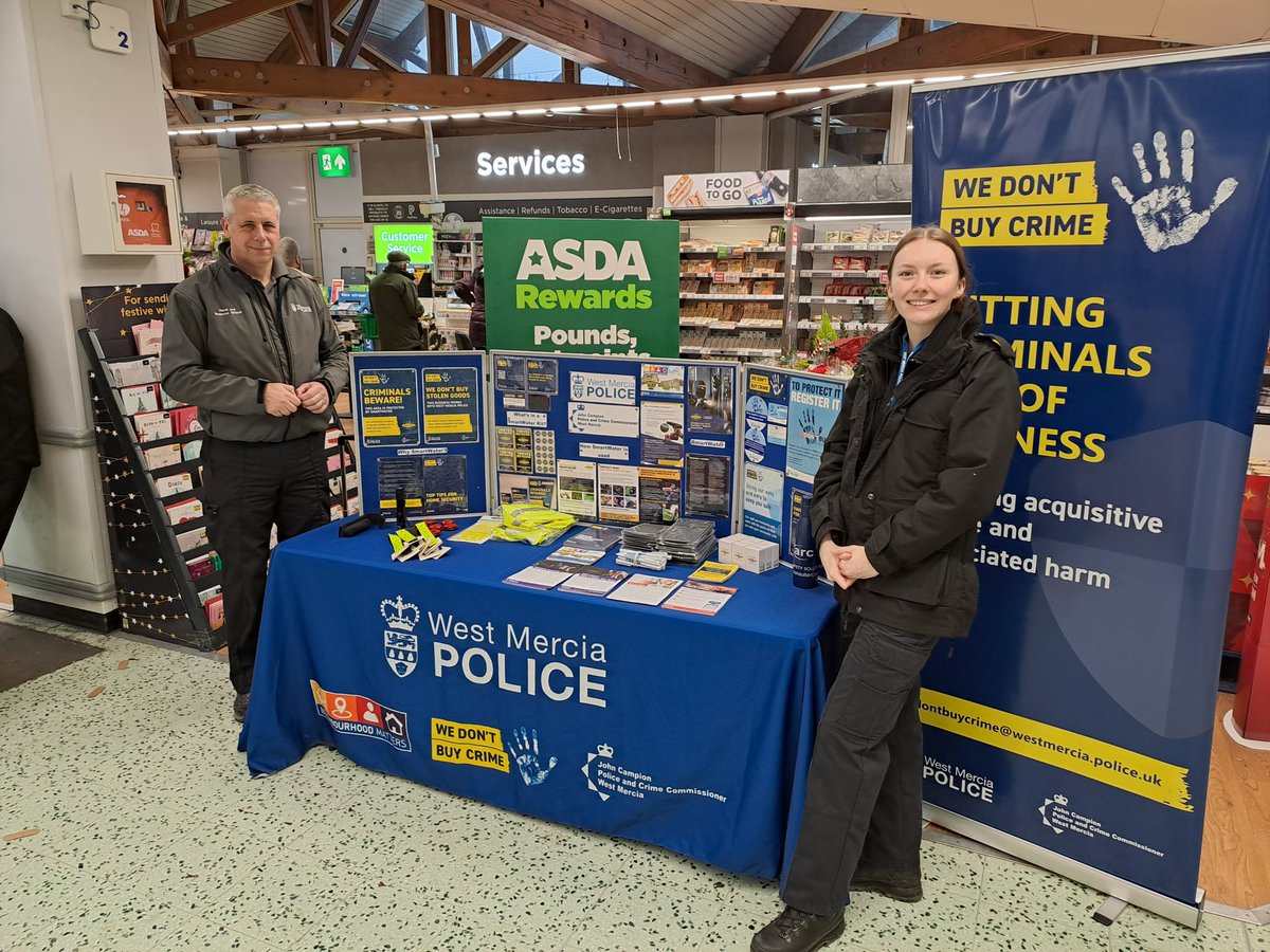 The team are at Asda, Shrewsbury today with Shropshire Rural and Business Team giving crime prevention advice...pop in and have a chat @ShrewsburyCops @WMPRuralMatters #OpForefront #prevention