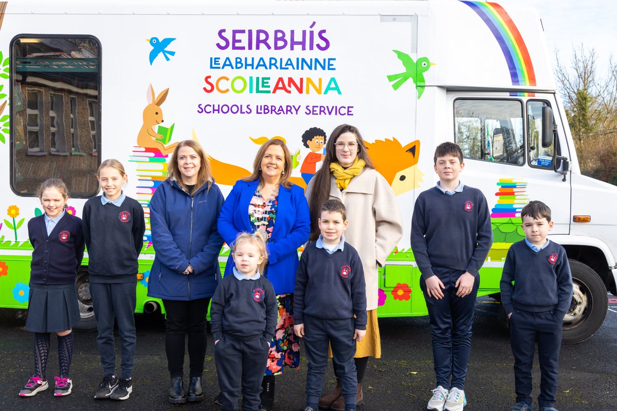 Writer and illustrator Chris Judge had help from students in St Augustines NS Clontuskert &amp; Scoil an Croí Naofa NS Ballinasloe to create a new look for the Schools Library Service
Click here for more independent.ie/regionals/galw…
<a href="/chrisjudge/">Chris Judge</a> <a href="/PublicArtGalway/">Galway County Arts Office</a> <a href="/GalwayCoCo/">Galway County Council</a> <a href="/artscouncil_ie/">The Arts Council / An Chomhairle Ealaíon</a>