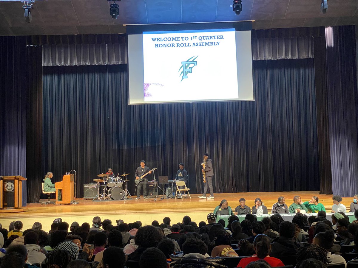 Here is what happened today yesterday at CHFHS over 600 plus students received Principal’s and Regular Honor Roll with over 10 parents attending.

Let’s report that positive news and commend these students for remaining academically engaged.  Yes there are many more as well👏👏👏