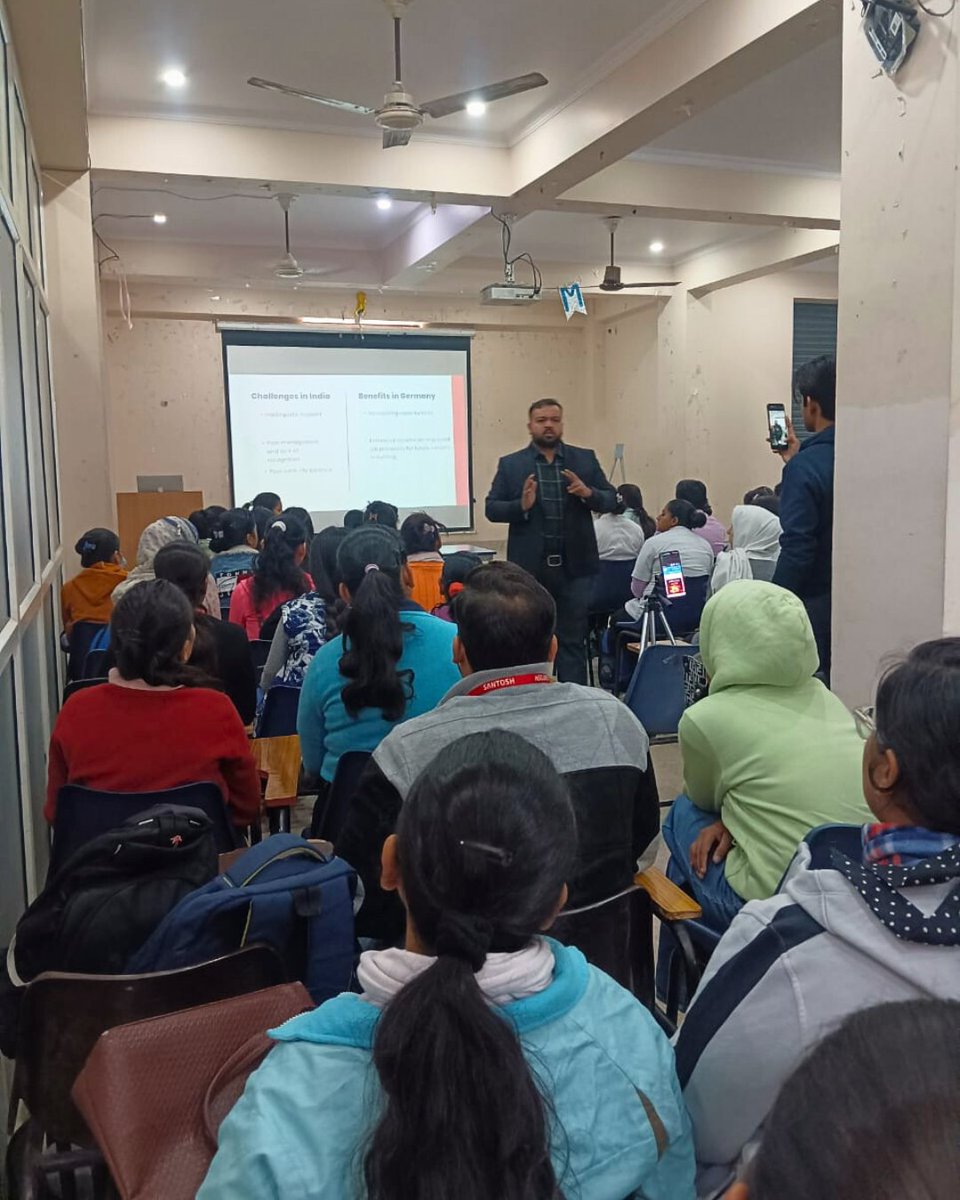 spaarkoverseas's tweet image. Dreaming of a PR in Germany? Make it a reality while pursuing a rewarding nursing career..! 

For more info
+91-8920019466, 8384078868
spaarkoverseas.com

#GermanyPR #NursingJobOpportunity #PRInGermany #SecureYourFuture #QualityHealthcare #NewBeginnings #PRChance #Nursing