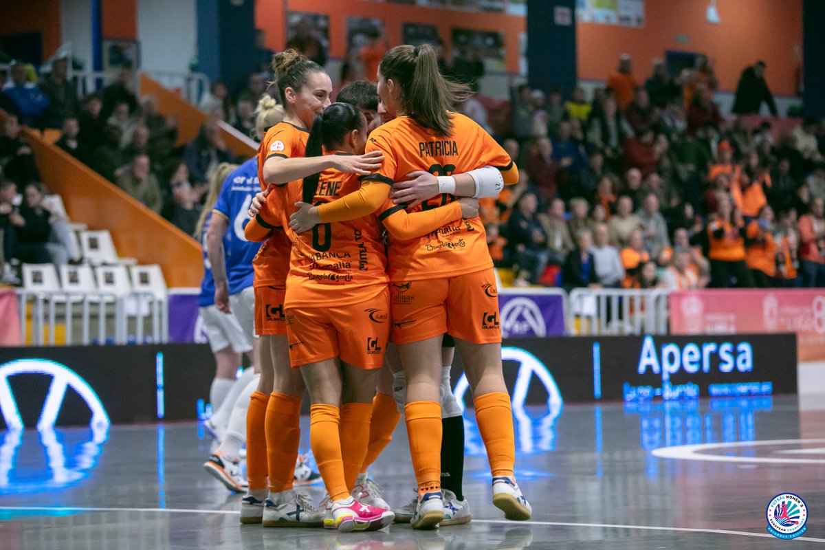 FutsalWEC's tweet photo. ¡Menudo primer día!🤯
---
What a first day! 🤯
@burelafs #FCMarlene #FutsalWEC2023 https://t.co/JpAIIP9FjT