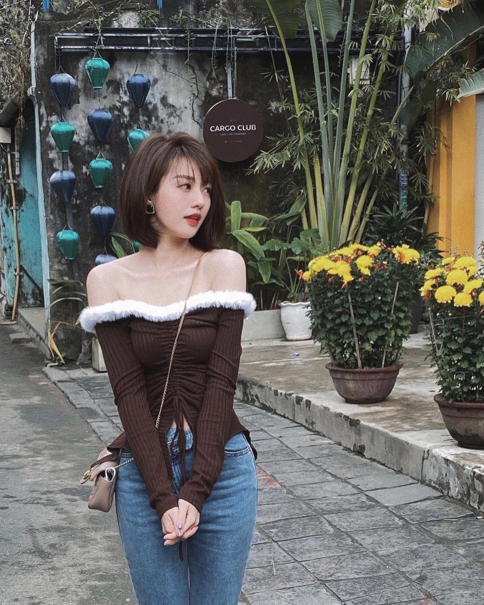 merogony anticodon
Chào anh! Tôi là một người phụ nữ yêu thích thể dục và muốn tìm một người bạn đời chăm chỉ tập thể dục và chăm sóc sức khỏe.