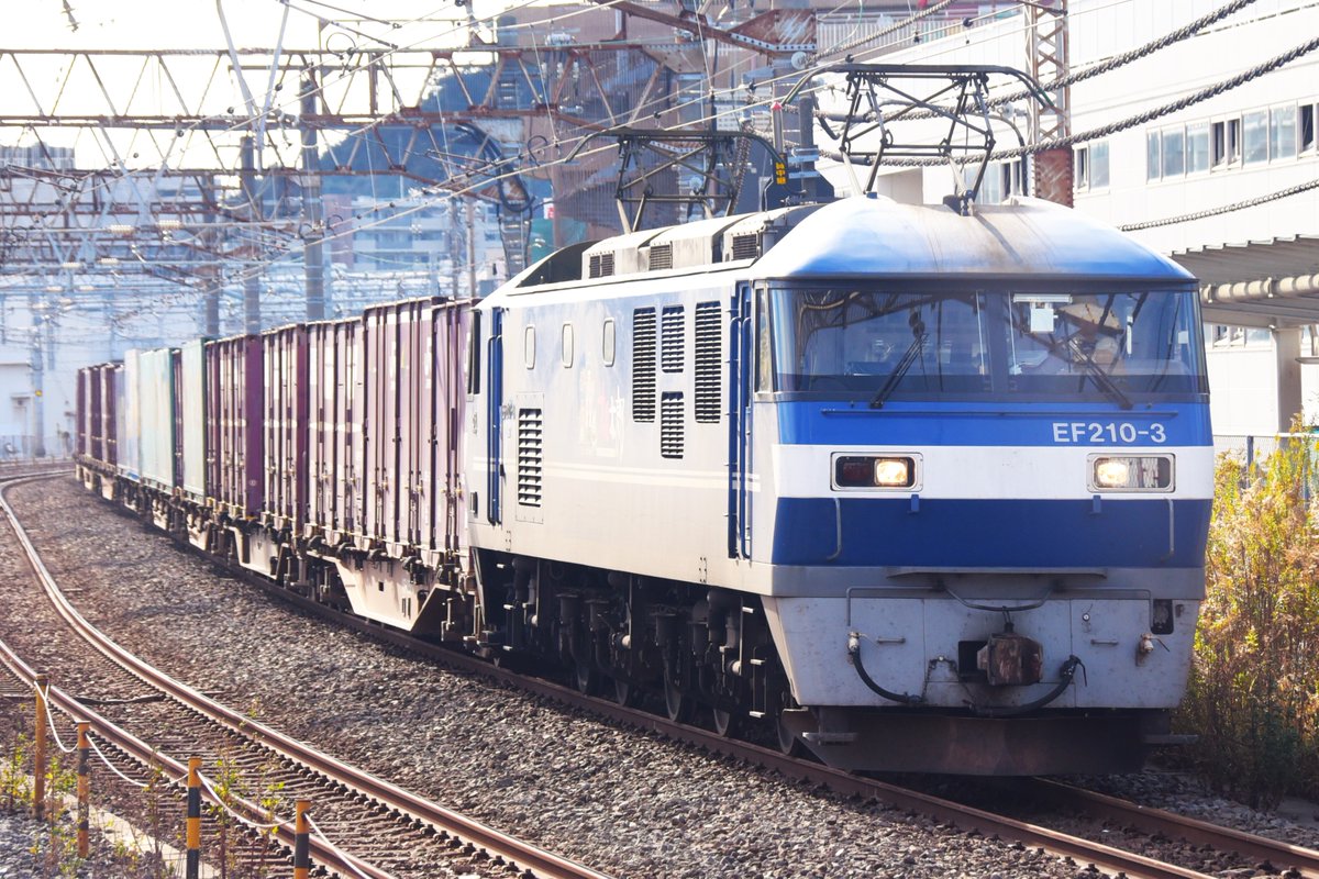 kuhane130's tweet photo. 2023/12/20 EF210-3 高速5052ㇾ 岡26仕業
画像のコンテナNO.U46A-30091
JOTU-671599(6)(アクリルアマイド専用)
EXFU810183(0)(コスモネートT80専用)
#5052ㇾ #5052ㇾ記録 #EF210 #EF2103 #U46A https://t.co/lAjw3DYDpz