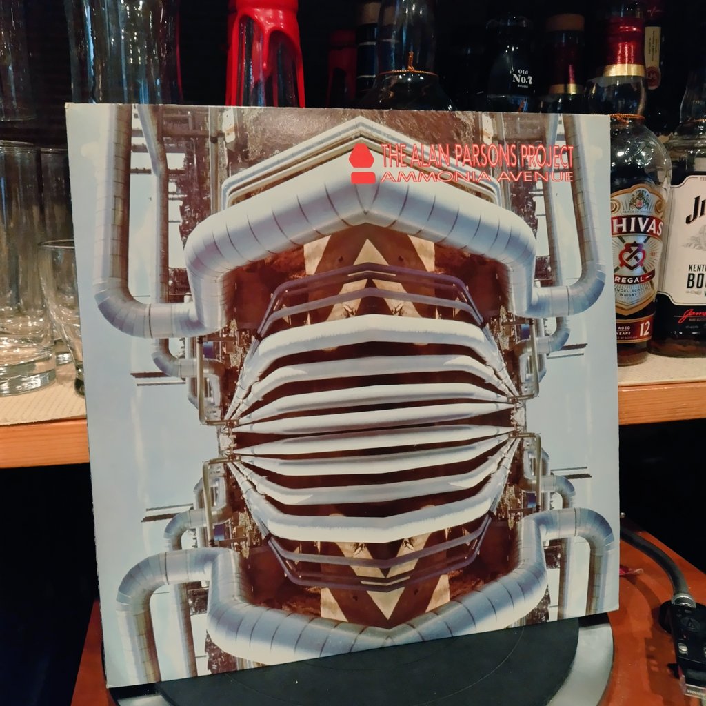 musicbargaffa's tweet photo. アラン・パーソンズ75歳の誕生日を祝って🎉アルバム『AMMONIA AVENUE』からスタート🎵本日もガッファは19時から営業してます🍻
#alanparsons #happybirthday #thealanparsonsproject #dontanswerme #vinyl #vinylcollection #アナログ #レコード #レコードが聴ける店 https://t.co/AD9e2SKMWG