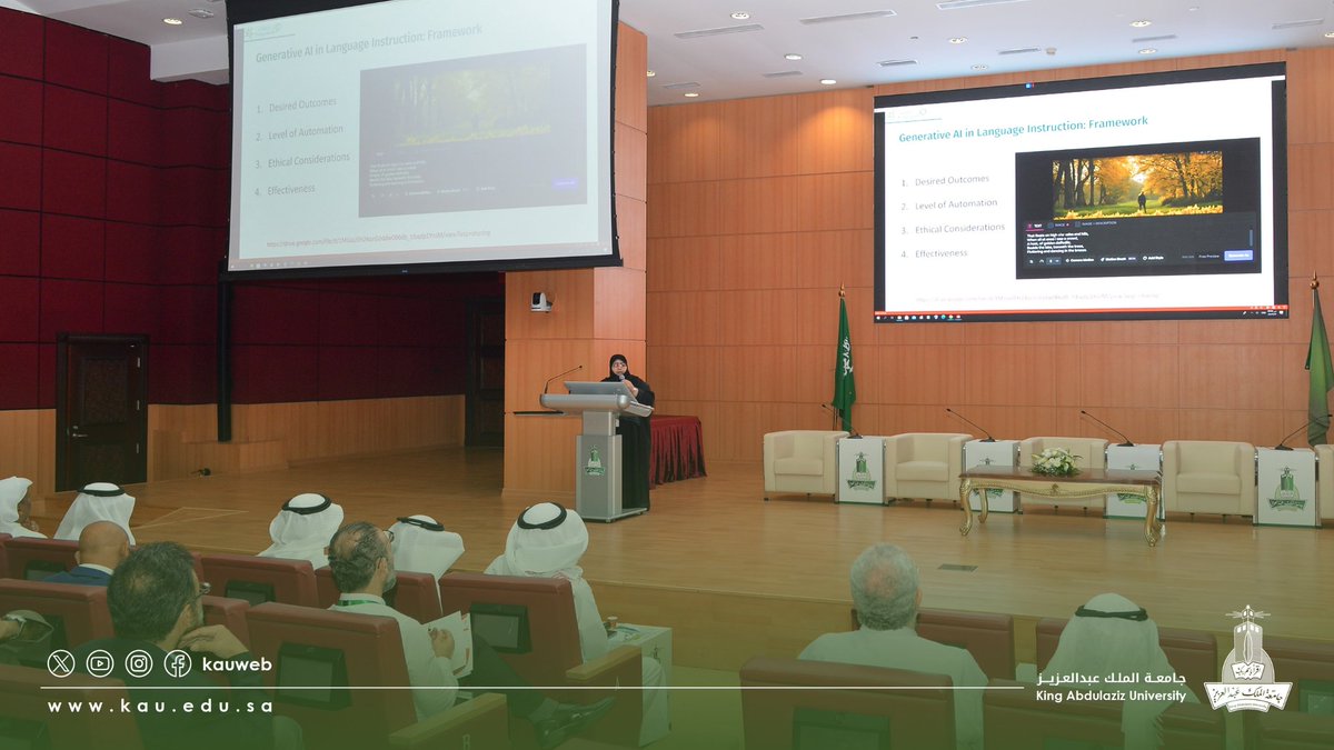 kauedu_sa's tweet photo. نظمت #جامعة_الملك_عبدالعزيز، ممثلة بمعهد اللغة الإنجليزية، ملتقى بعنوان "تعزيز مهارات القرن الحادي والعشرين في تدريس اللغة الإنجليزية"، بمشاركة 17 متحدثًا.
ناقش الملتقى القضايا المتعلقة بتدريس اللغة الإنجليزية وكيفية حلها في ظل التحديات الحالية. ويُعد الملتقى منصة للمعلمين والباحثين والمهنيين لمناقشة القضايا الخاصة بمجال تدريس اللغة الإنجليزية.