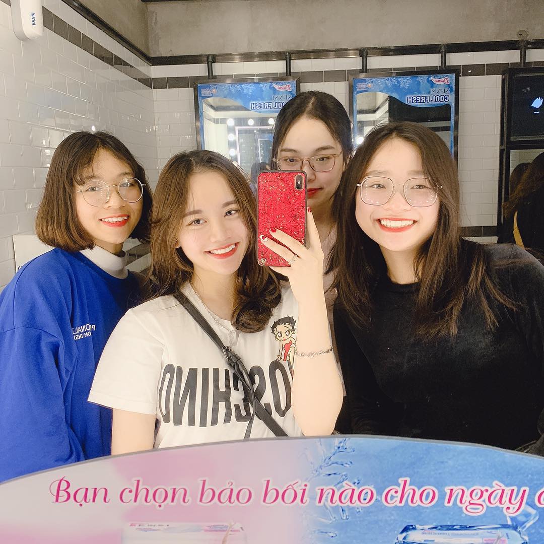 frigid cyanogen wladimir
Xin chào! Tôi là một người phụ nữ có trái tim ấm áp và luôn quan tâm đến người khác. Anh có muốn chia sẻ cuộc sống này cùng tôi không?