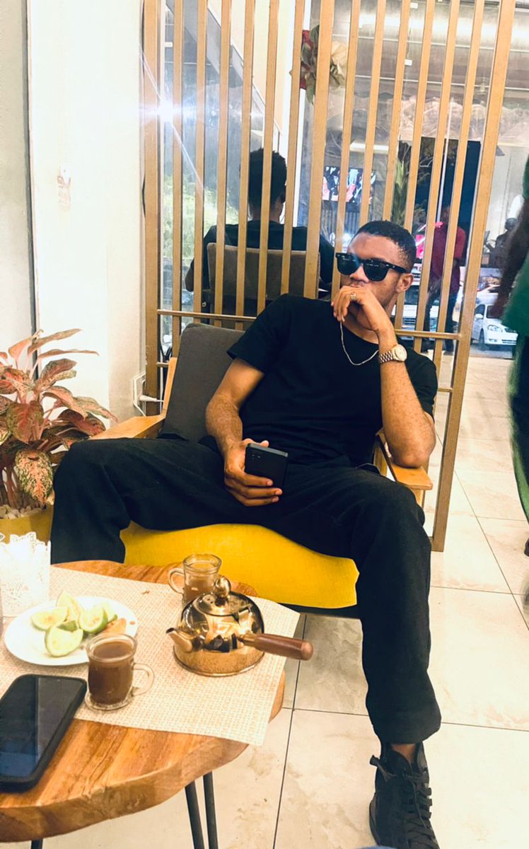 GPRINCEDL's tweet image. I want to be an ICON  so i put in work and my hope on God 
   Stay #ONGUARD pray never to loose guard. #anticipate #onguard dropping on 29 Dec @deejaylambogini @dj_kendrick1 @DigitalTrends @Twitablogger