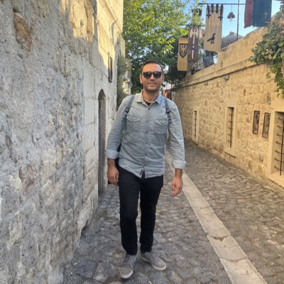 samar_murat's tweet photo. #YeniProfilResmi https://t.co/XSmhF6boIV