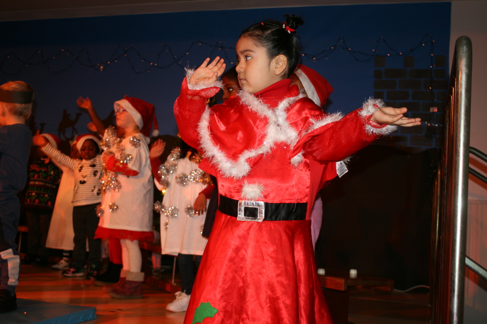 Our Early Years Christmas Carol performance took place on Monday 18th December starting at 9:30am. Our wonderful children wowed us with a selection of classic Christmas Carols. They were absolutely amazing! See the gallery: bitly.ws/36Fg2