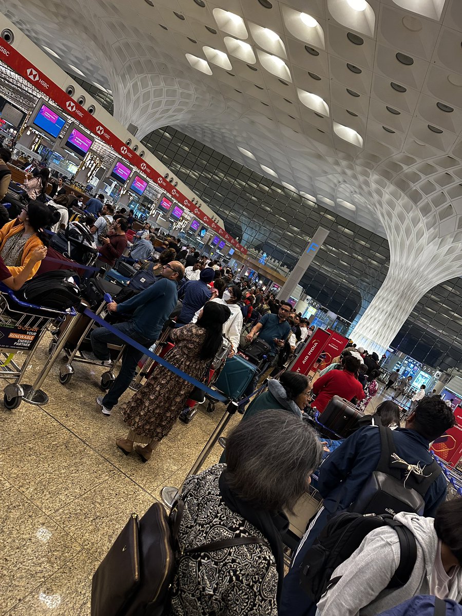 Sharell Cook tweet media