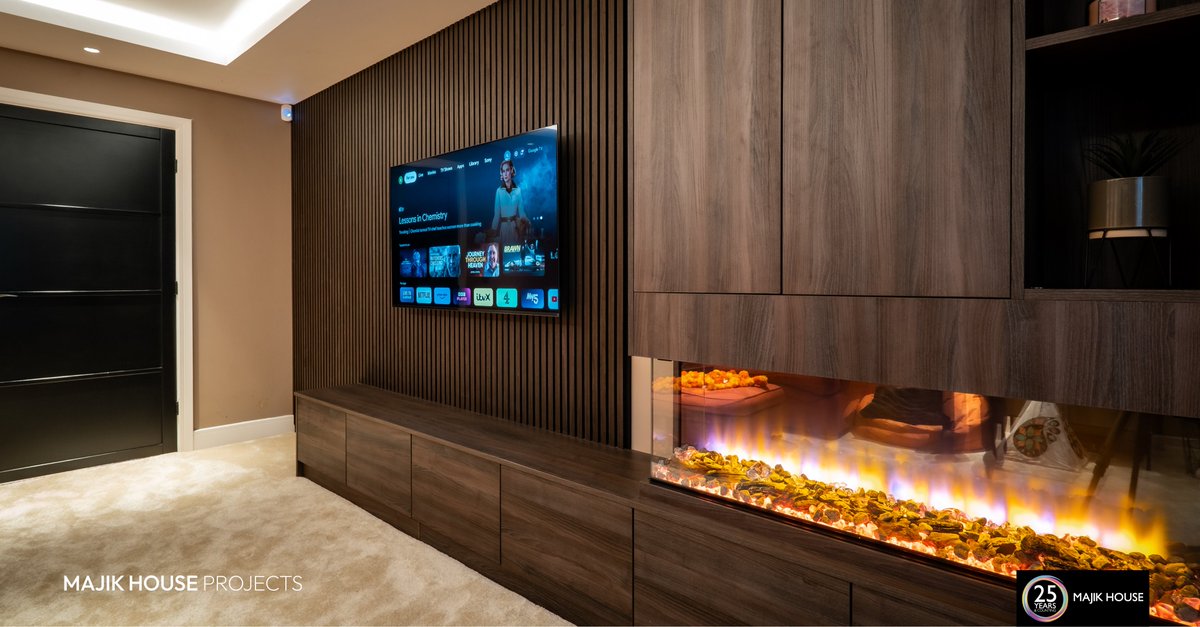 Majik House tweet media
