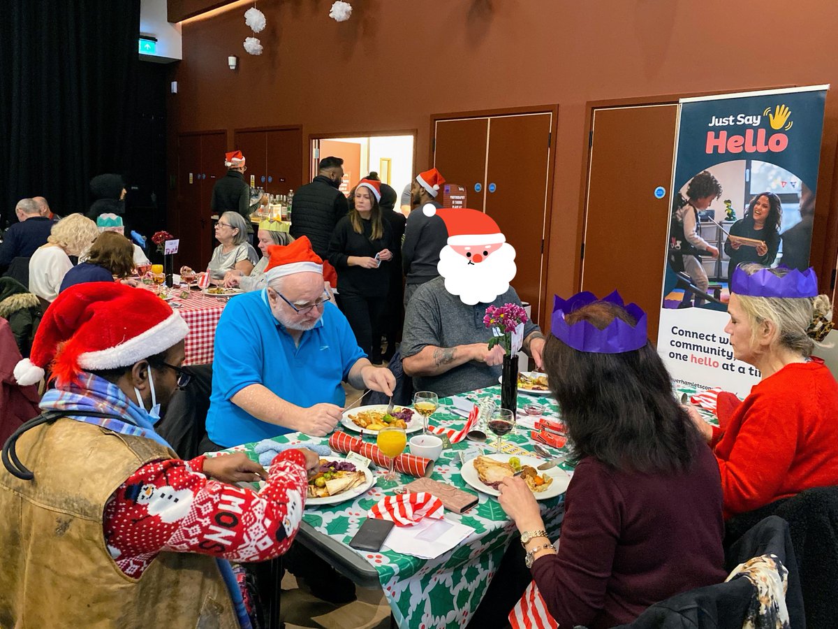 WeAreWellOne's tweet photo. We joined the fun at the @PoplarHARCA #EldersLunch! 🥳
Children and grandchildren of older residents often need to move away from London for more affordable housing, and this distance can lead to isolation.
Community groups offer vital connection and support.
#JustSayHelloTH https://t.co/ymnOCWp3k5