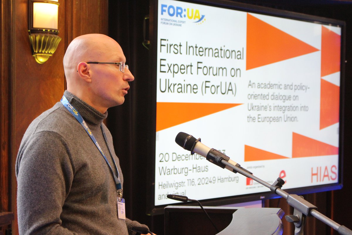 The International Expert Forum on Ukraine #ForUA was just opened! Co-Organiser Oleksiy Kandyuk stressed that ‚the challenges that the European Union faces are inextricably linked with the challenges faced by Ukraine‘. @HIAS_Hamburg @PolitikUHH