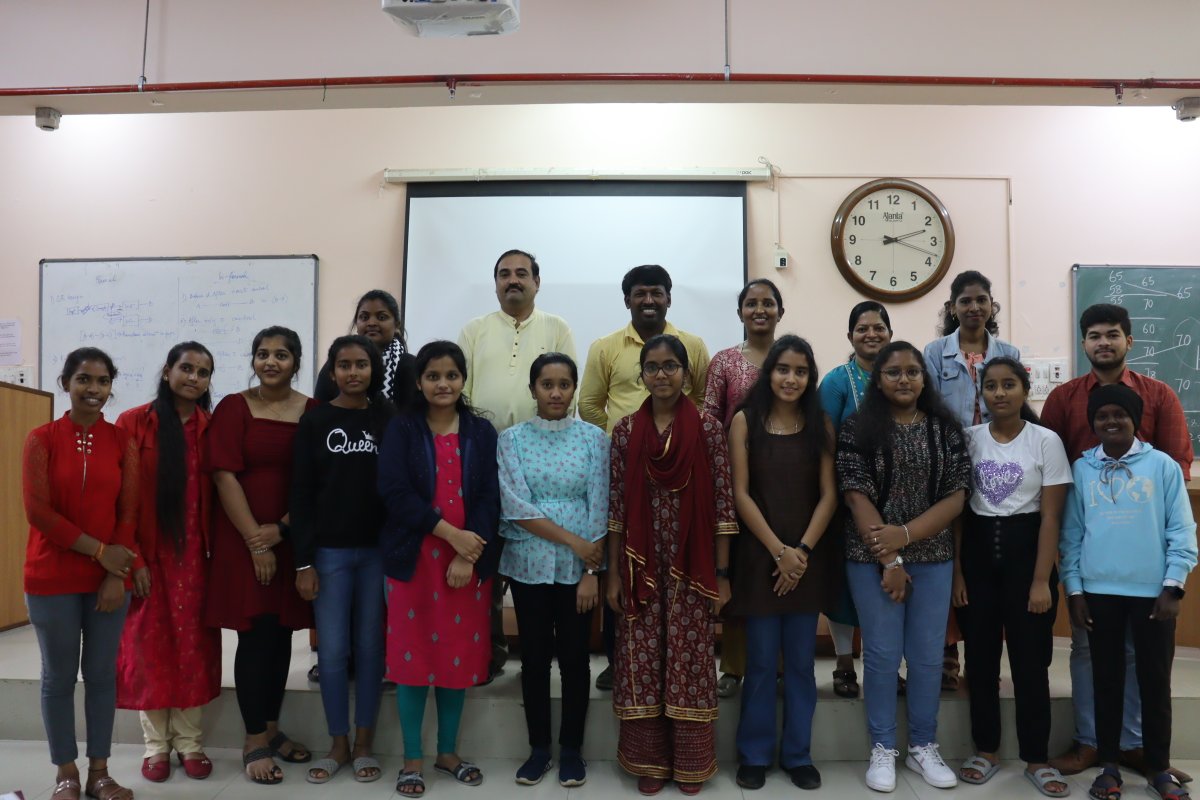 Meeting with Youth Advisory Board Members of the <a href="/_ProjectSAMA/">Project SAMA</a> on 17th December 2023. Thank you all for your contributions to the project.