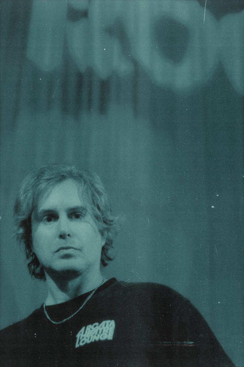 The_motn's tweet photo. Oh hi Greg #theroom https://t.co/kxqSjd8gYC