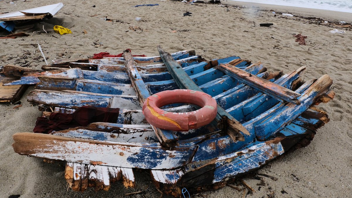 Hay acuerdo pero qué acuerdo. Las principales contradicciones de la política migratoria europea siguen sin resolver: dependencia en terceros países, compatibilidad con la legislación internacional y solidaridad entre Estados Miembros. Aquí lo explicaba👇🏾
cidob.org/publicaciones/…