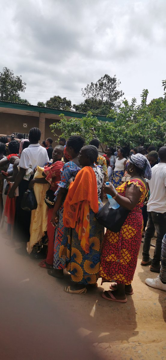 KMbuyamba's tweet photo. @TinaSalama2 mère, tiii awa na kipushi, au complexe scolaire Tupendane, Le scrutin se déroule sans incident.
#BAFIBI
BISO KAKA 20 https://t.co/aykLtjtbxN