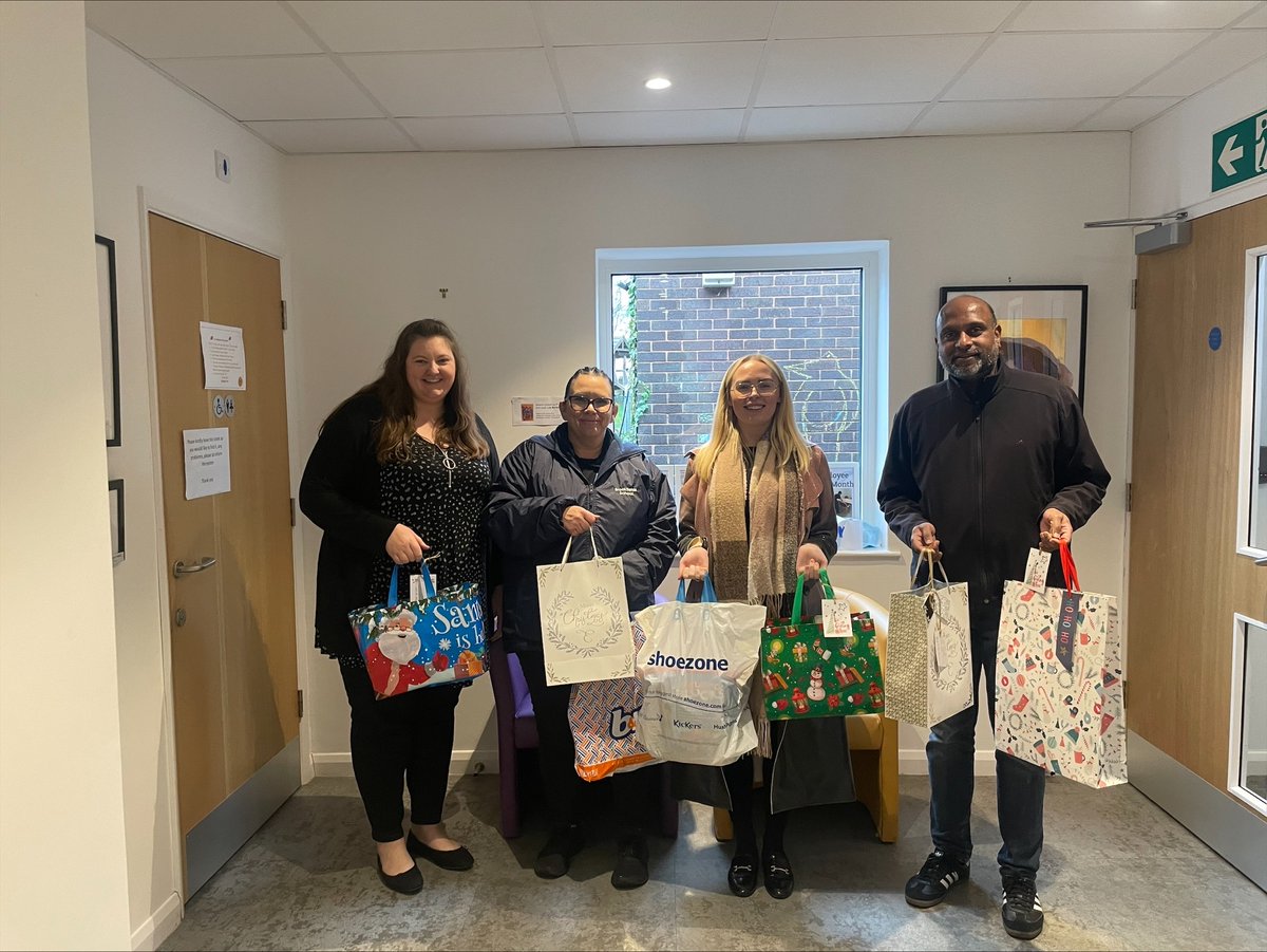 Thank you so much to <a href="/Wipro/">Wipro</a> for coming to visit the school to donate beautiful Christmas gifts as part of the @ConnectRdg  Giving Tree appeal.  We are very grateful for your generosity and support