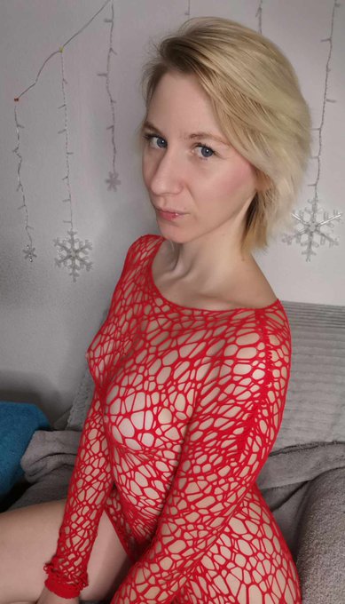 Live pour la derni&egrave;re ligne droite avant No&euml;l :D https://t.co/P6KBkbh9Nc https://t.co/7rR6BCYpx6<a href="/tag/advent"class="tags"><span>#advent</span></a><a href="/tag/adventcalendar"class="tags"><span>#adventcalendar</span></a><a href="/tag/christmas2023"class="tags"><span>#christmas2023</span></a>